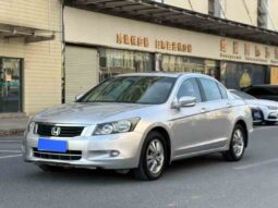 
										Honda Accord 2010 2.0L EX full									