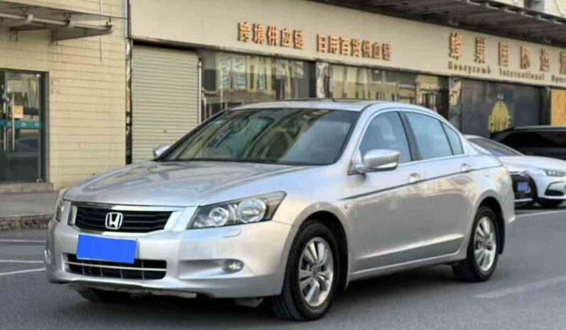 
								Honda Accord 2010 2.0L EX full									