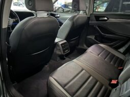 
										Volkswagen Passat 2021 280TSI 1.4T full									
