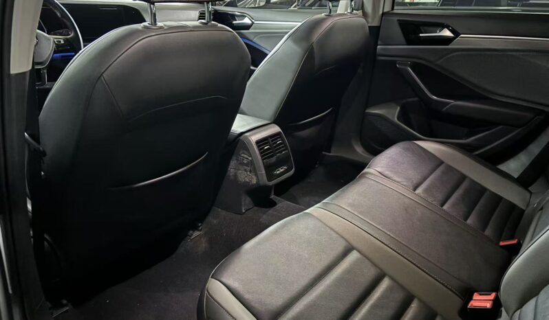 
								Volkswagen Passat 2021 280TSI 1.4T full									