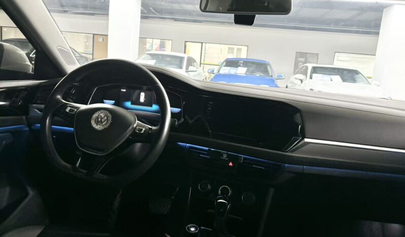 
								Volkswagen Passat 2021 280TSI 1.4T full									