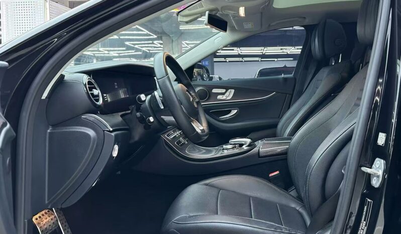 
								2018 Model Mercedes-Benz E300L 2.0T Sport Luxury Edition full									