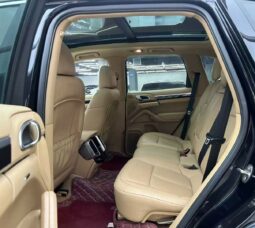 
										2011 Model Porsche Cayenne 3.0T full									