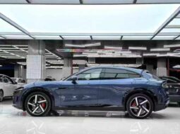 
										2025 Model Xiaomi Yu7 Standard Range Edition full									