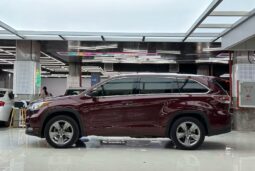 
										2015 Toyota Highlander 2.0T 2WD Luxury Edition full									