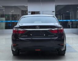 
										2013 Lexus ES250 2.5L Elite Edition full									