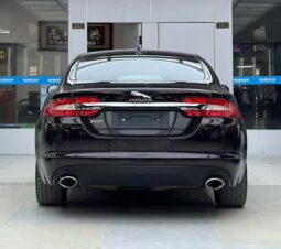 
										2014 Jaguar XF 2.0T Luxury Edition full									