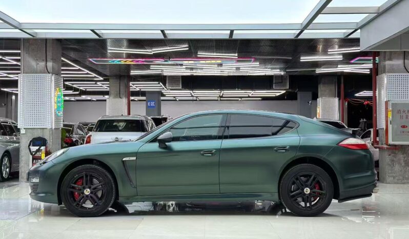 
								2010 model Porsche Panamera 3.6L full									