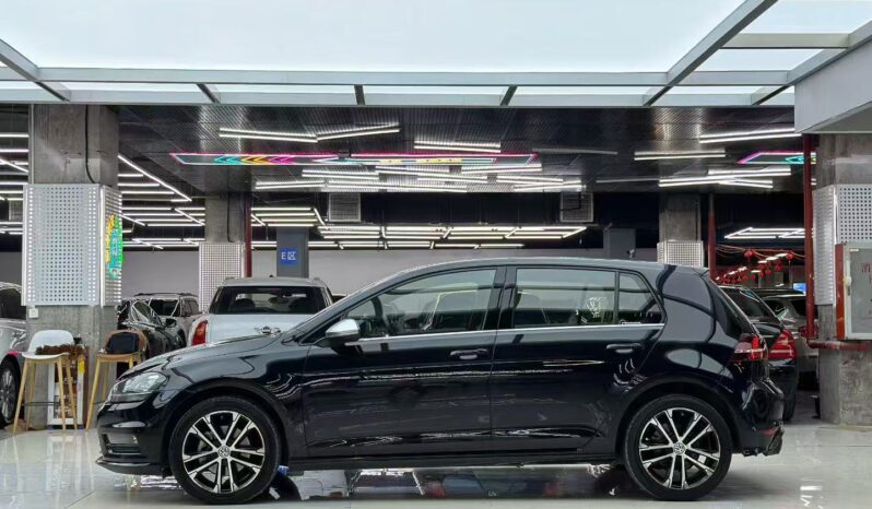 
								2014 Volkswagen Golf 1.4T 280TSI full									